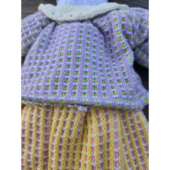 Henton International LTD Kwun Tong Hong Kong Girl Plush Bunny Home Décor Stuffed - Picture 8 of 12